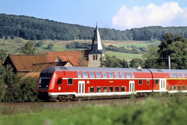 У німецьких швидкісних потягах появиться інтернет