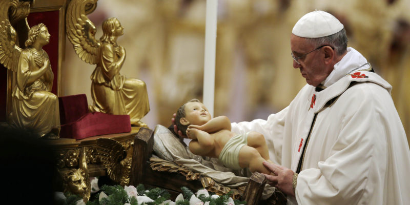 Католики відзначають Різдво і стежать за Сантою онлайн