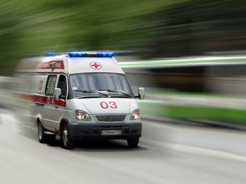 На Франківщині у гірський потік впала карета швидкої допомоги