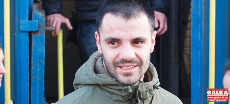 Андріан Волгін, звільнений з полону боєць “Донбасу”: “Вже скоро бігатиму кроси навколо озера”