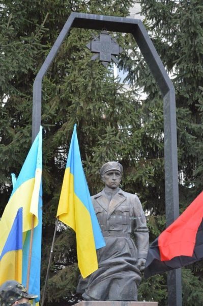 Прикарпатці вшанували пам’ять полковника УПА Василя Андрусяка