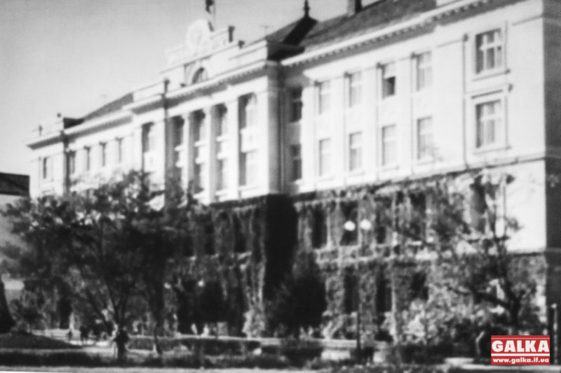 Старе відео міста Станіслав – “Відкриття краєзнавчого музею”, 1959 р. (ВІДЕО)