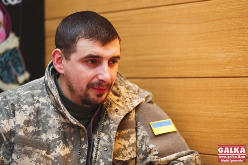 Правий сектор не є армією Коломойського. У нього на зарплаті батальйон «Дніпро» – Абрамів
