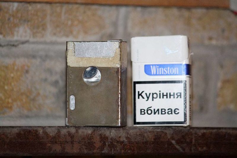Українські розвідники викрили шпигунське гніздо в одному з сіл на Донеччині (ФОТО)
