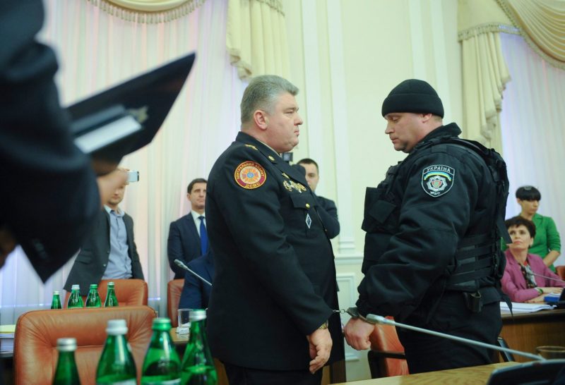 Затримання керівництва ДСНС показує, що люстрацією в країні і не пахне – експерт