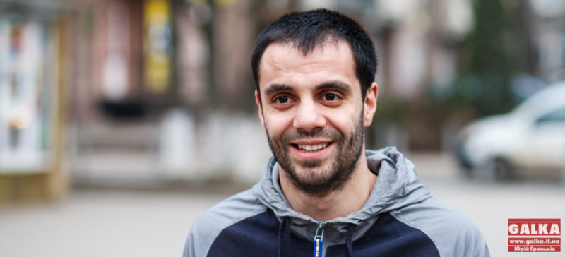 Учасник АТО і новоспечений депутат з Прикарпаття фінішував другим у 21-кілометровій біговій дистанції з перешкодами