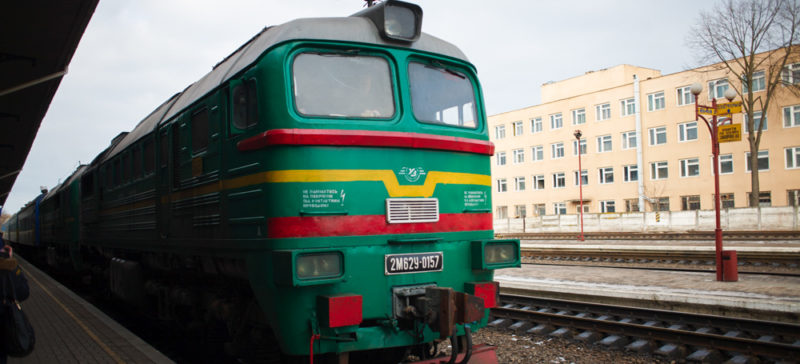 Білорусь пустила потяги на українські курорти