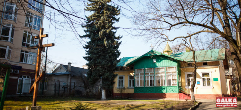 Депутат облради просить громаду допомоги відібрати приміщення в Московського патріархату