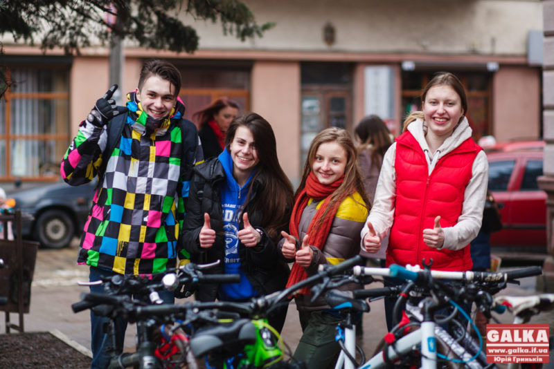 У Франківську стартує безкоштовна “Велошкола” для новачків