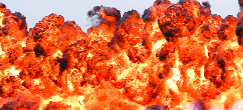 У Пакистані більше 120 людей згоріли заживо
