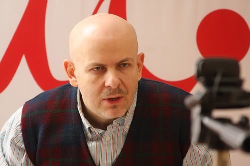 У Києві вбили журналіста Олеся Бузину