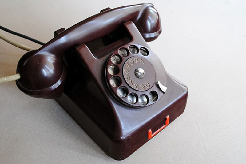 За рік близько 28 тисяч прикарпатських сімей відмовилися від стаціонарних телефонів