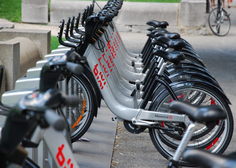 Франківці збирають підписи за прокат велосипедів у центрі та мікрорайонах міста