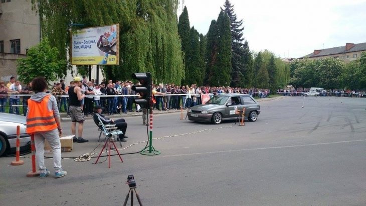 У Франківську визначили кращих гонщиків в автомобільному слаломі