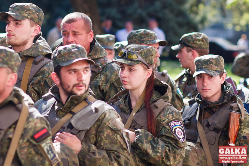 У зоні АТО побувала 22-річна жінка-міліціонер з Прикарпаття (ФОТОФАКТ)
