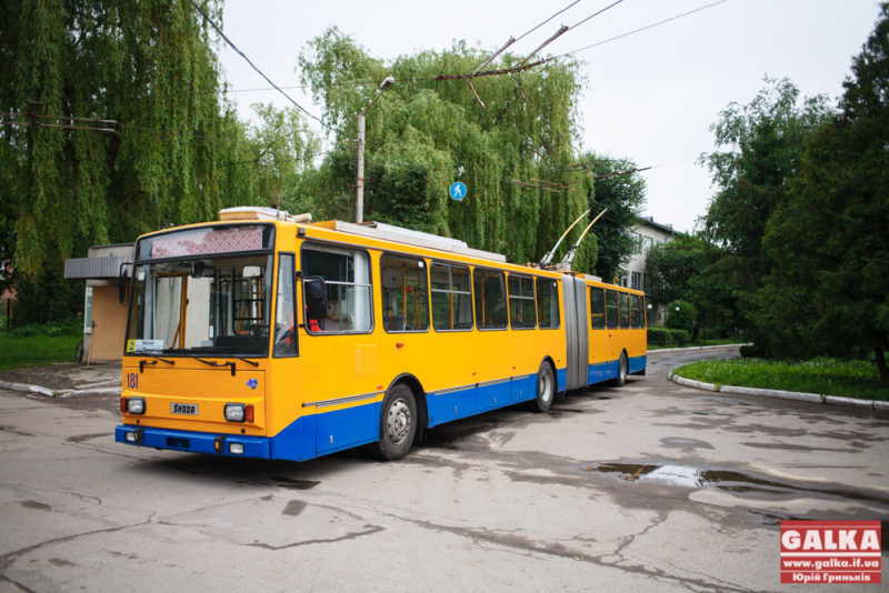 Франківцям “Електроавтотранс” пропонує орендувати тролейбуси для вечірок