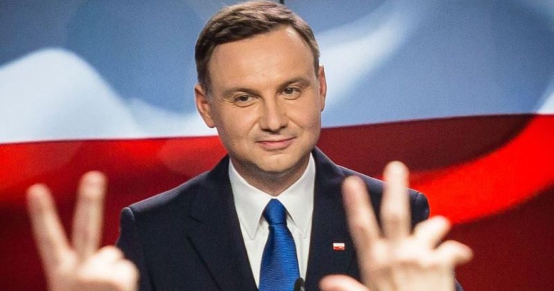 На президентських виборах в Польщі переміг лідер консерваторів Анджей Дуда