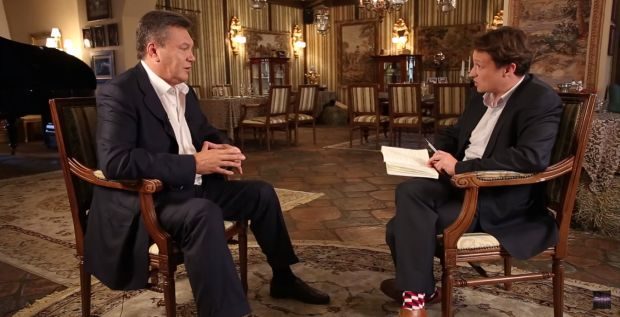 Янукович дав інтерв’ю ВВС після довгого мовчання та розповів про свої стосунки зі страусами (ВІДЕО)