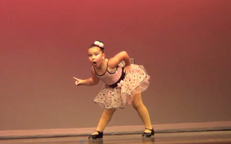 Шестирічна танцівниця виконала зухвалий танець у стилі Бейонсе (ВІДЕО)