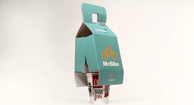 McDonald’s створив спеціальне пакування для велосипедистів (ВІДЕО)