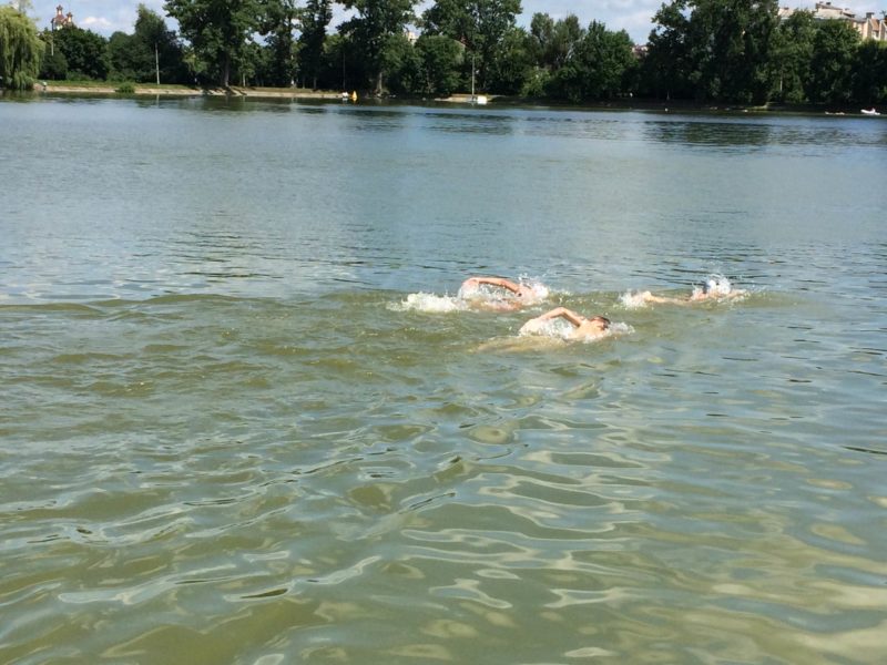 На міському озері провели чемпіонат України з плавання (ФОТО)