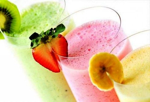 “Галка” рекомендує: ТОП-5 вітамінних літніх напоїв у блендері (ФОТО)