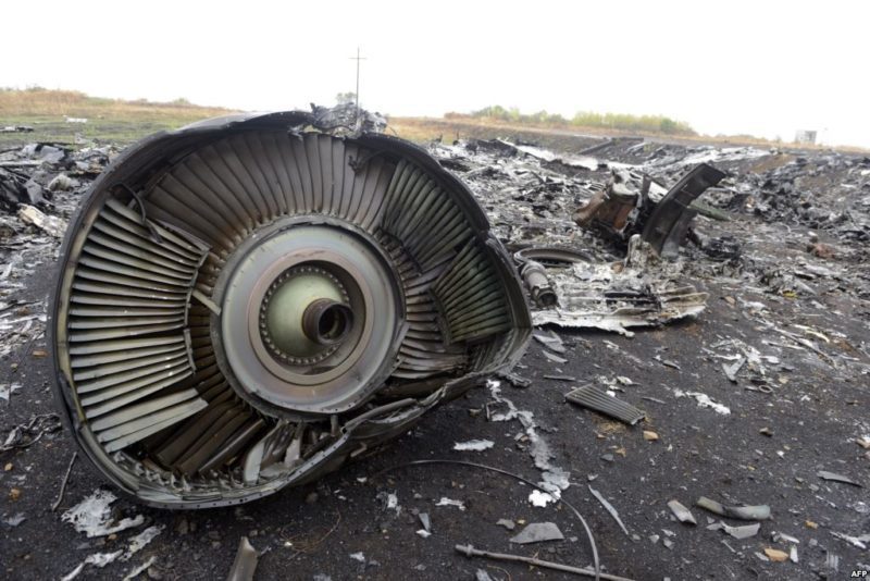 10 історій пасажирів рейсу МН17: “Якби не Путін – ми були б живі” (ФОТО)