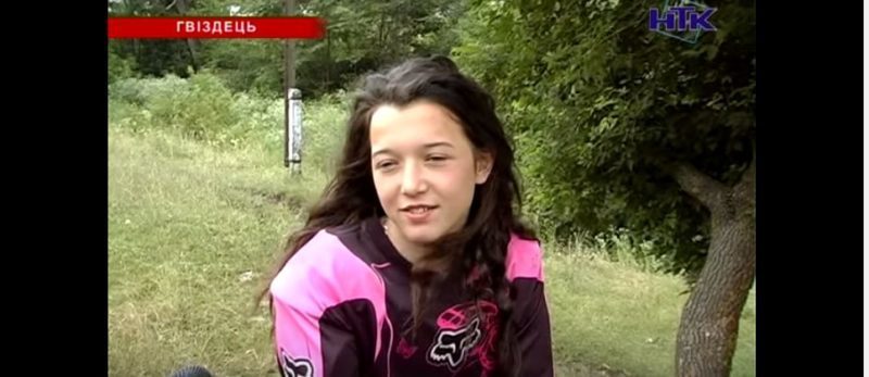 Дівчина з Прикарпаття всього за рік тренувать стала чемпіоном України з мотокросу