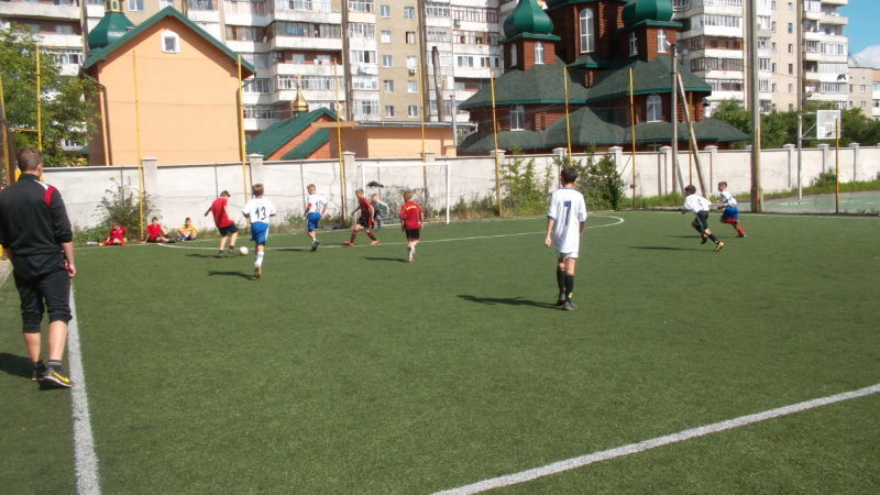 В Івано-Франківську розпочали будівництво трьох футбольних полів (ВІДЕО)