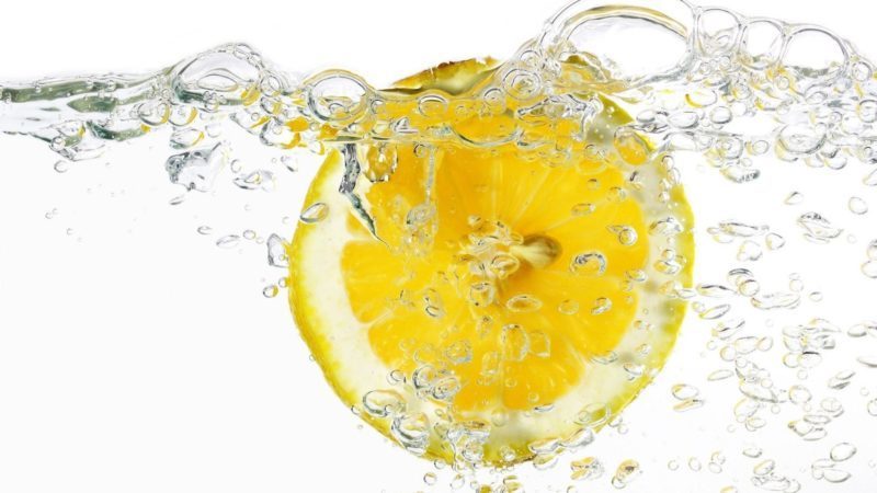 Галка рекомендує: 7 способів за допомогою лимона покращити стан шкіри