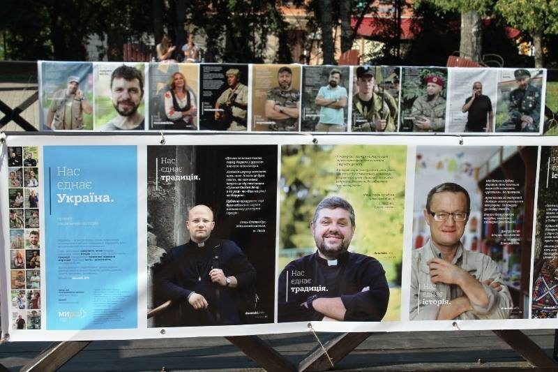 Прикарпатський ресторатор взяв участь у фотопроекті “Нас єднає Україна” (ФОТОФАКТ)