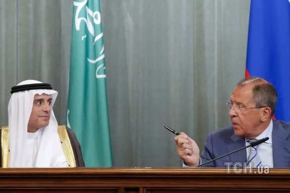 Лавров вилаявся під час переговорів із саудівським міністром (ВІДЕО)