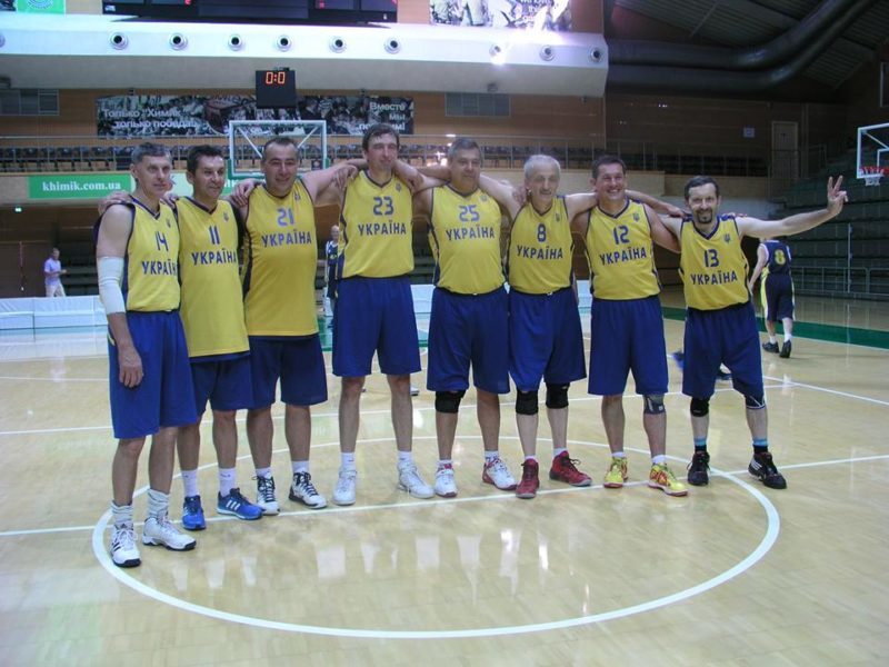 Франківські баскетболісти-ветерани увійшли в п’ятірку найсильніших в Україні