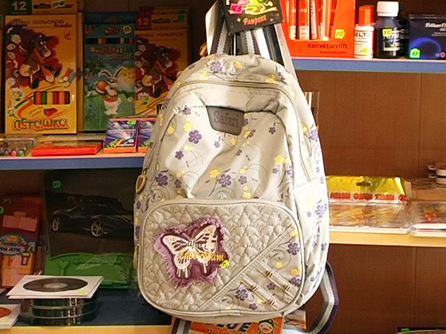 На Коломийщині проводять благодійну акцію “Шкільний портфелик” (ВІДЕО)