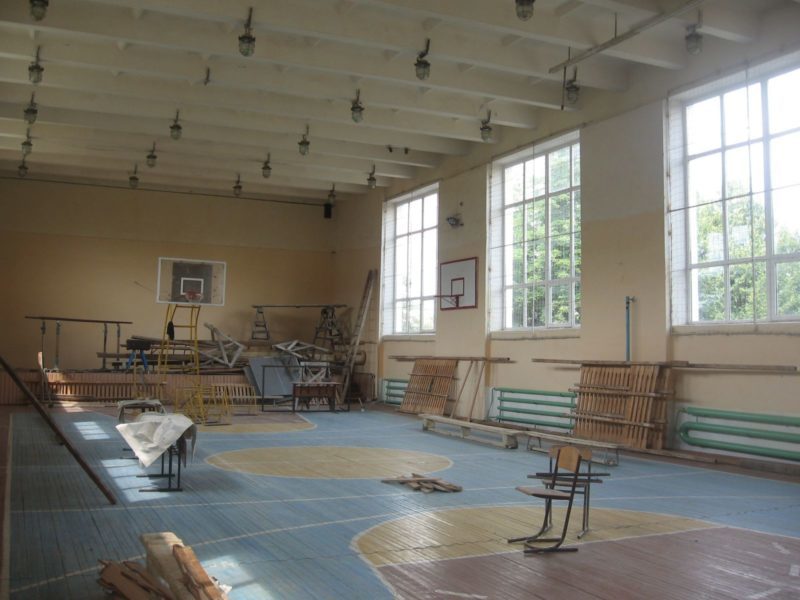 В Надвірній завершують ремонт школи (ФОТО)