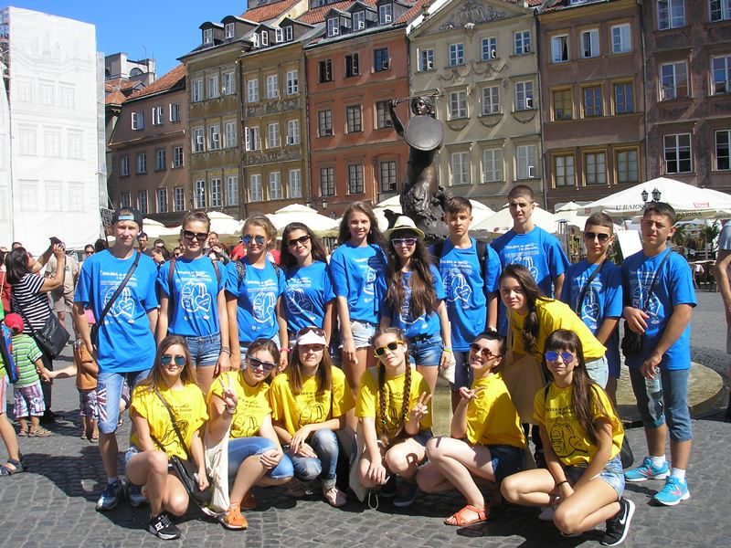 Група прикарпатських школярів відвідали Варшаву, Краків, Гданськ та Будинок перестарілих у Польщі