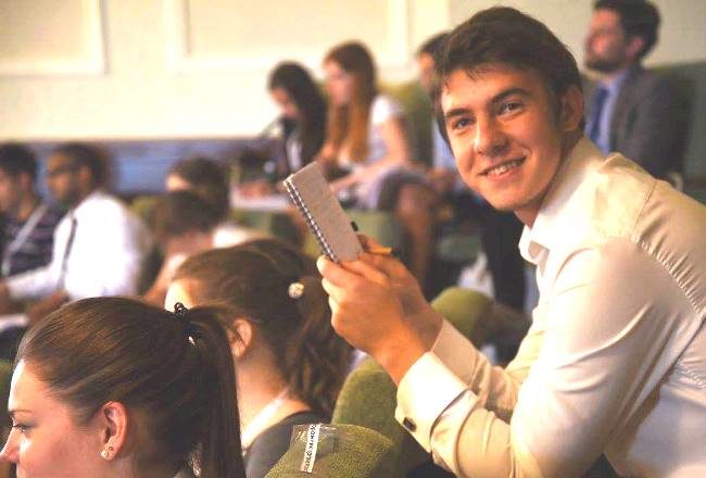 Студент Прикарпатського університету поїде до Німеччини на сесію Європейського молодіжного парламенту (ФОТО)