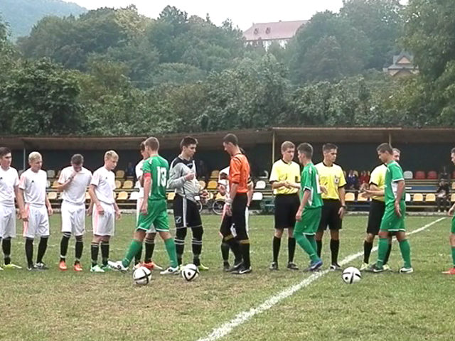 Відбувся черговий тур футбольного чемпіонату Прикарпаття – перемогли “Карпати” (ВІДЕО)