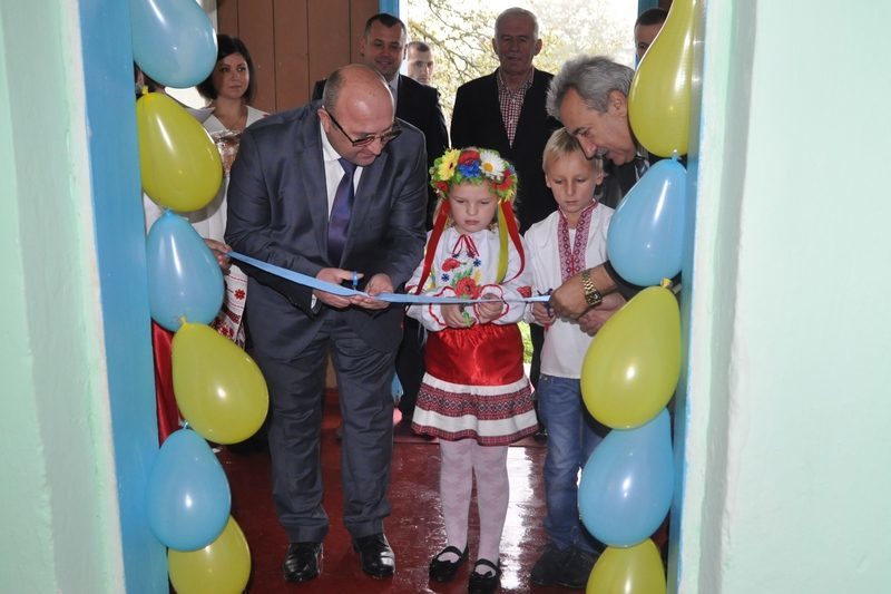 В одному із сіл Прикарпаття відкрили дошкільну групу й планують будувати школу (ФОТО)