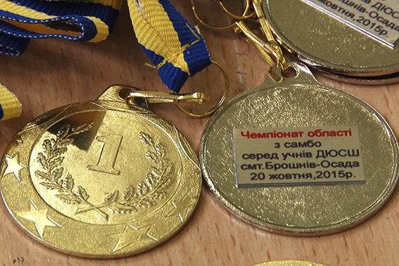Прикарпатським самбістам вручили сертифікат на 30 татамі (ФОТО)