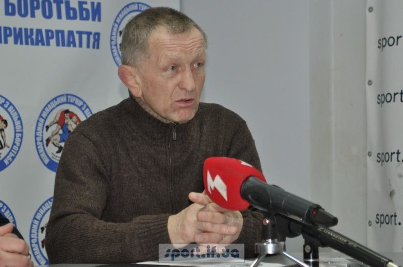 Прикарпатський тренер з вільної боротьби отримав президентську стипендію
