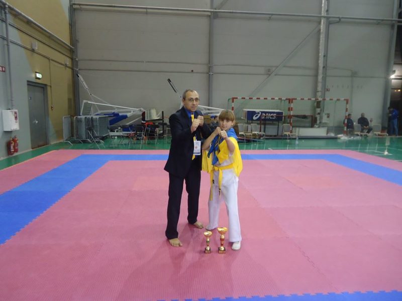 Юна каратистка із Франківська привезла нагороди із Олімпіади бойових мистецтв “Baltic Open 2015” (ФОТО)