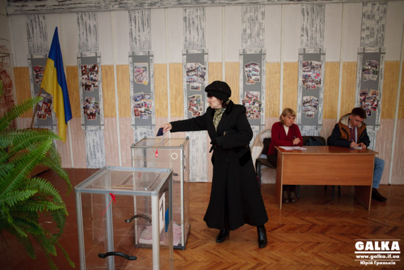 Інформація з виборчих дільниць з підсумками виборів міського голови Івано-Франківська (ДЕТАЛЬНО)