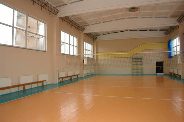 В одному із прикарпатських спорткомплексів відремонтували ігровий зал (ФОТО)