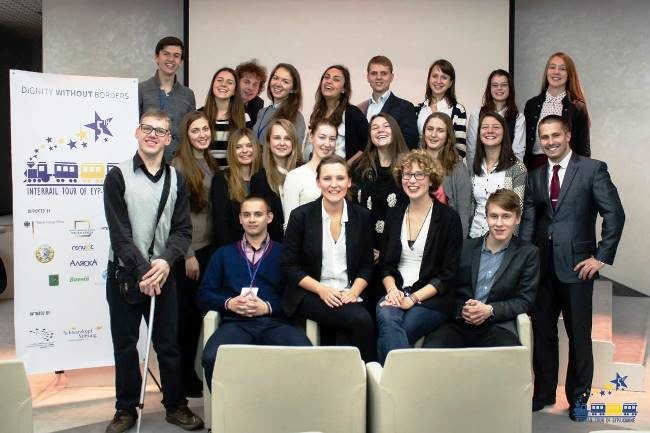 Юний прикарпатець взяв участь у регіональній сесії Європейського молодіжного парламенту