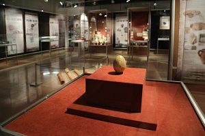 На виставці у Польщі експонується старовинна писанка з коломийського музею