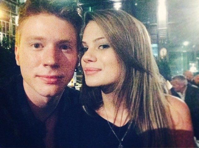 Микита Пресняков знявся зі своєю дівчиною у романтичній фотосесії (ФОТО)