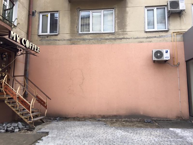 У Франківську збираються розмалювати стіну на вулиці Вагилевича
