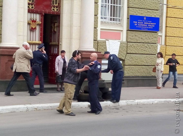 Шини, міліція