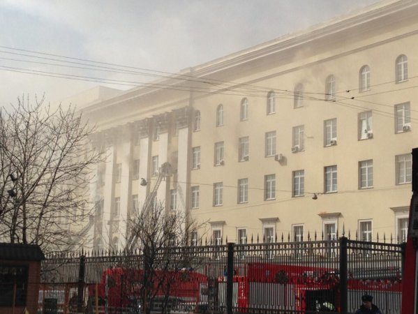 У Москві загорілася будівля Міністерства оборони (ВІДЕО)
